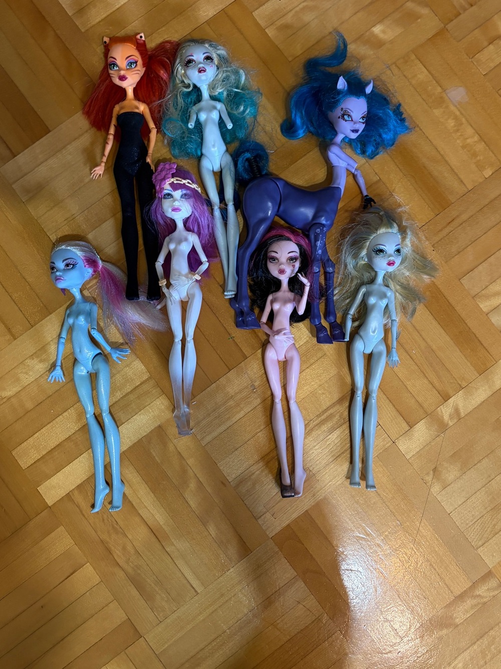 monster high undressed dolls lot